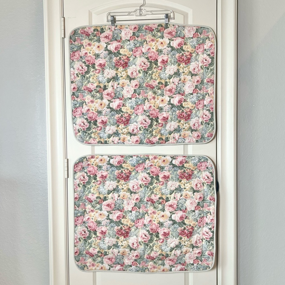 Vintage Croscill Quilted Pillow Shams Set of 2 Pink Cabbage Roses Standard Size